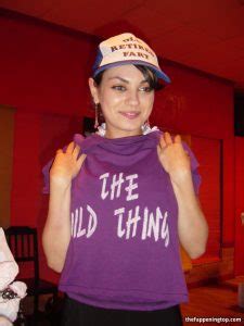 mila kunis leaked nude pics|Leaked Mila Kunis Pictures Collection (27 Fappening Pics)